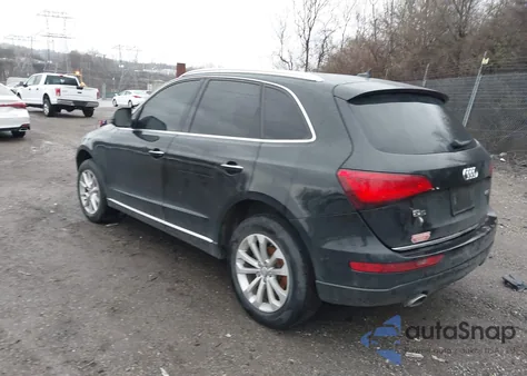 2015 Audi Q5 2.0T Premium z USA, uszkodzony, nr VIN WA1LFAFP3FA013733